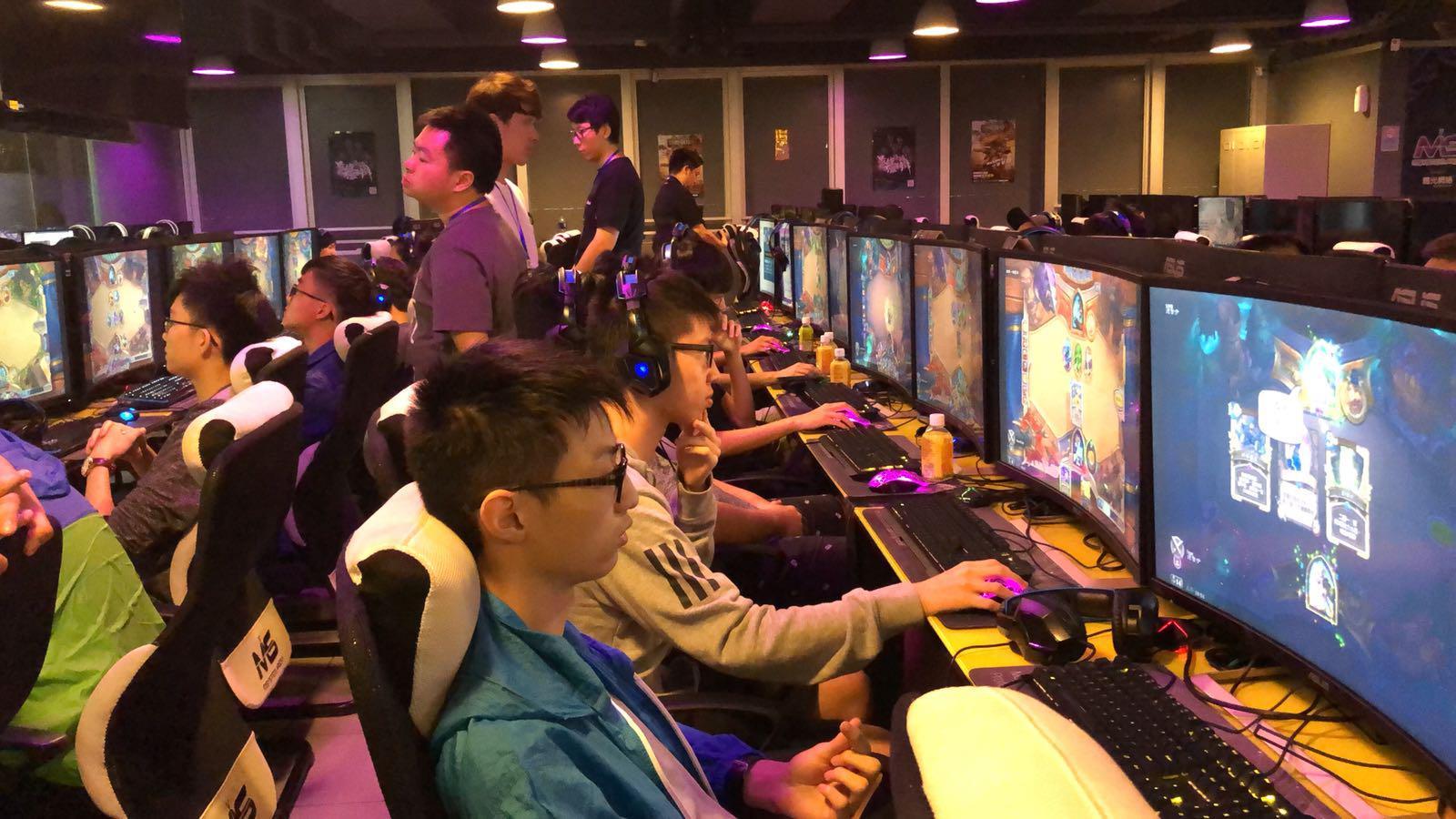 费锋霸开出 费锋霸开出