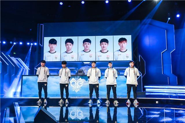 无疑是对他 无疑是对他