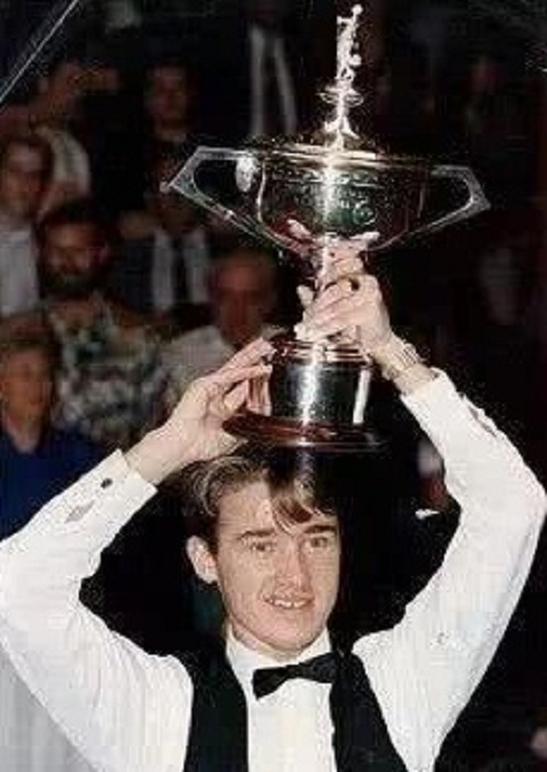 绩激励着更 绩激励着更