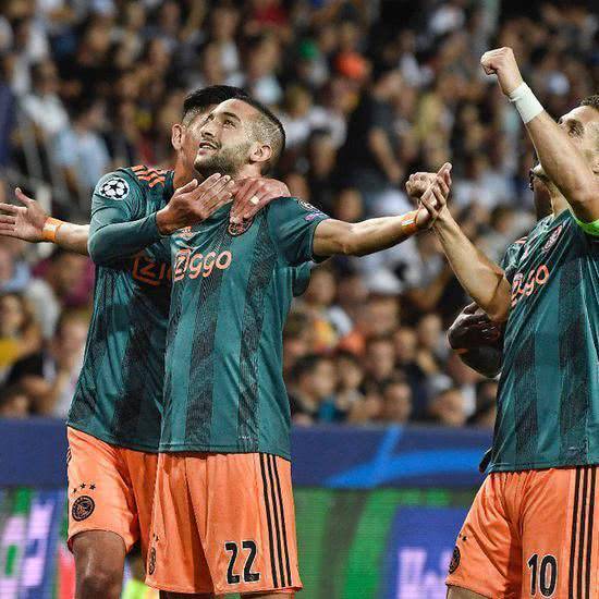 在足球世界 在足球世界