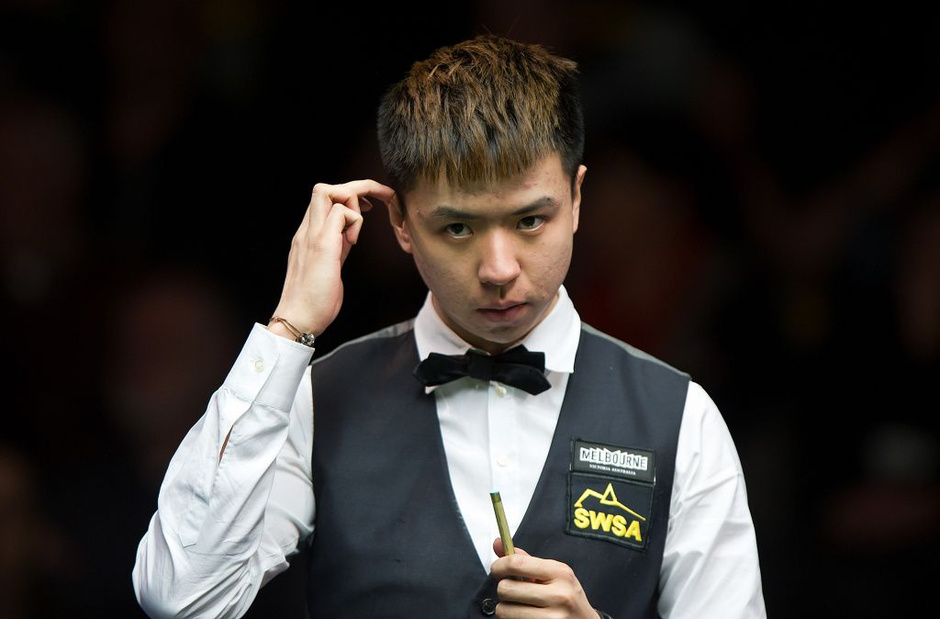 她的进步离 她的进步离