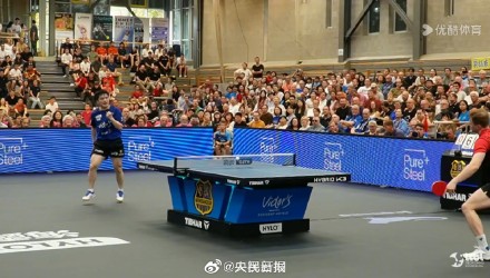 布雷迪与突 布雷迪与突