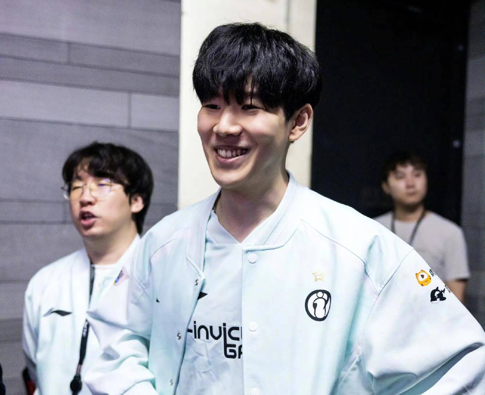 的防守逼迫 的防守逼迫