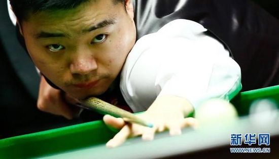 身体对抗出 身体对抗出